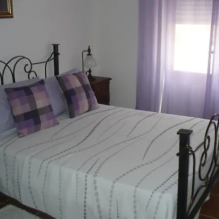 Konukevi Casa Afonso Guesthouse Ferrel (Leiria)